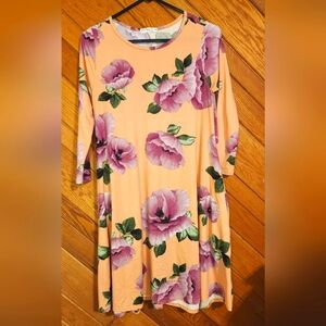 Honey and Lace peach and pink floral quarter length sleeve xs dress